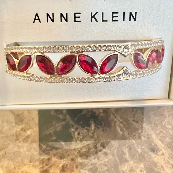 NIB Anne Klein Ruby Red and Gold Bracelet - Picture 4 of 9